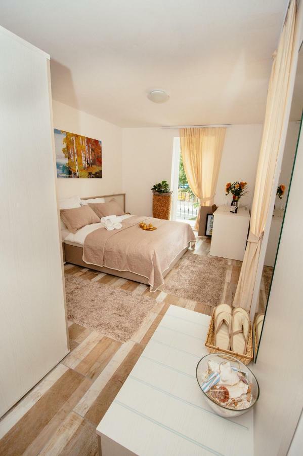 Sunny Rooms Most na Soči Esterno foto