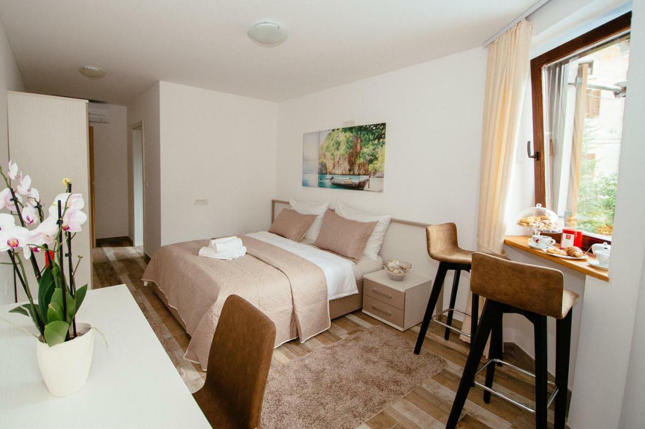 Sunny Rooms Most na Soči Esterno foto